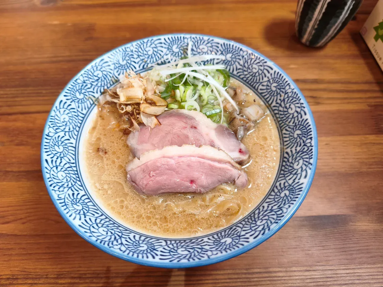 鴨白湯ラーメンの限定メニュー