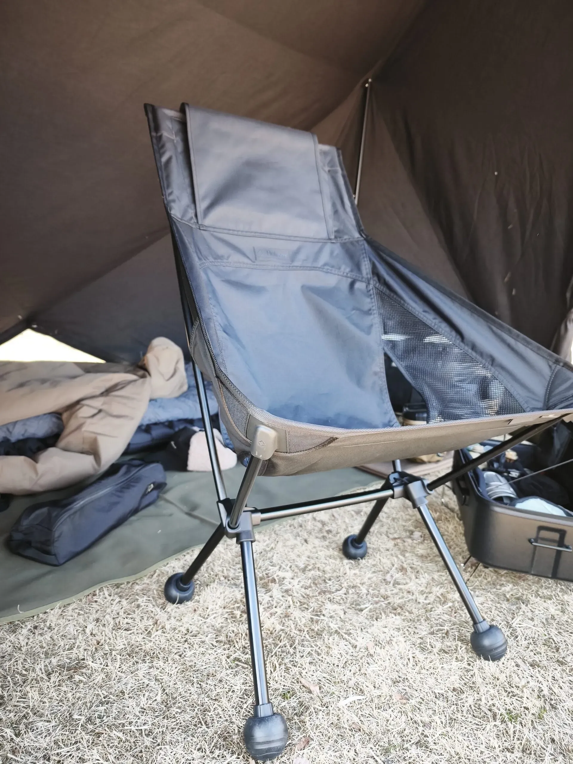 チェアワン (re) ハイバック全体