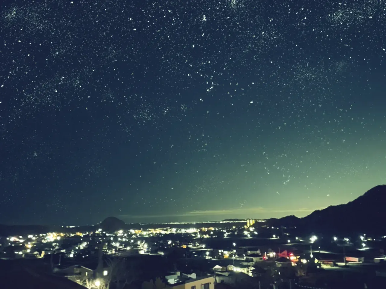 nightvista.camp 夜景と星空